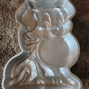 Wilton Puppy Cake Pan - Silver